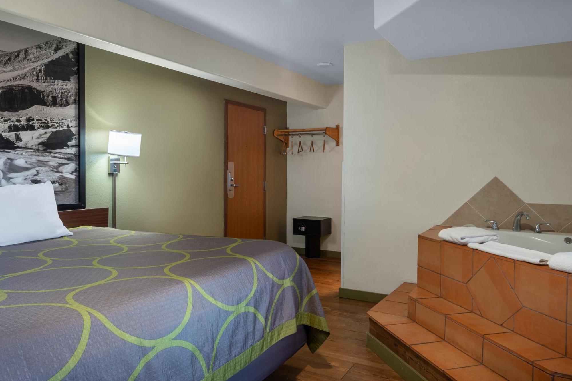 Super 8 By Wyndham Livingston Yellowstone Exterior foto
